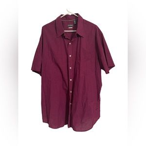 Van Heusen Men’s Size XXL Button Up Maroon Short Sleeve Shirt